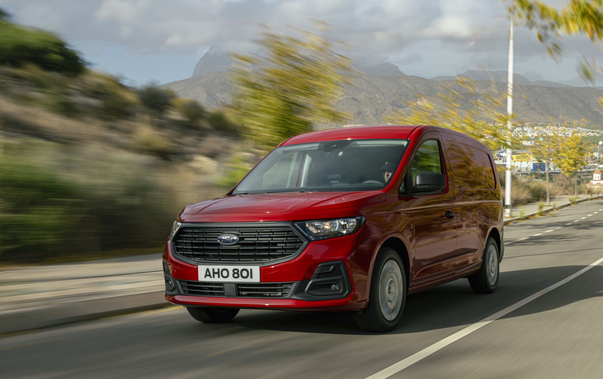 Der Neue Ford Transit Connect auch als PHEV